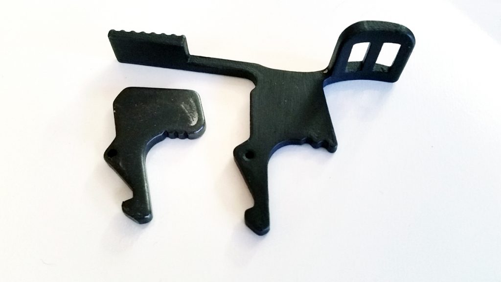 AR-15 Ambi Charging Handle Latch